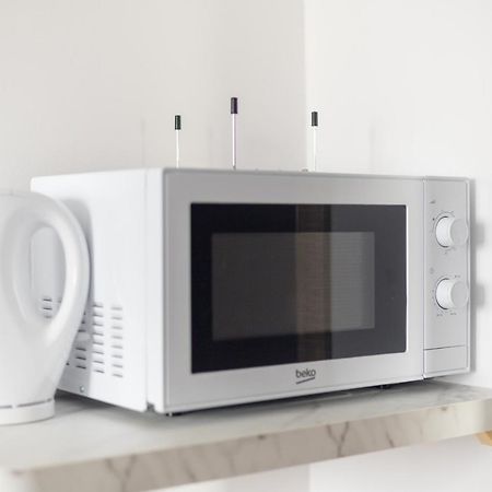 Metro Targowek Homely Apartment Варшава Екстериор снимка