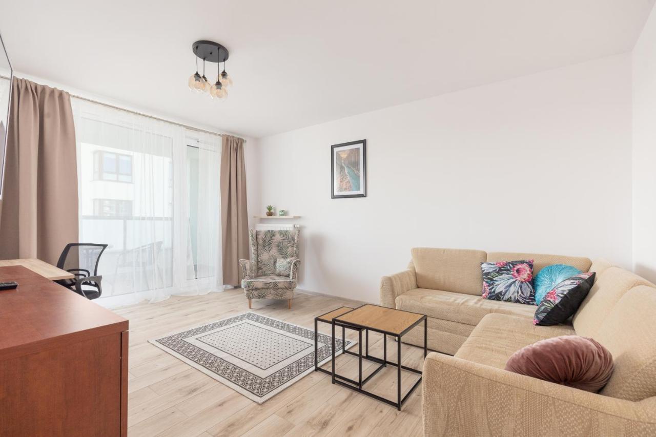 Metro Targowek Homely Apartment Варшава Екстериор снимка