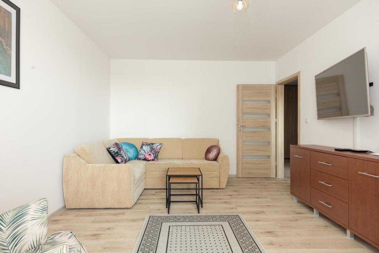 Metro Targowek Homely Apartment Варшава Екстериор снимка