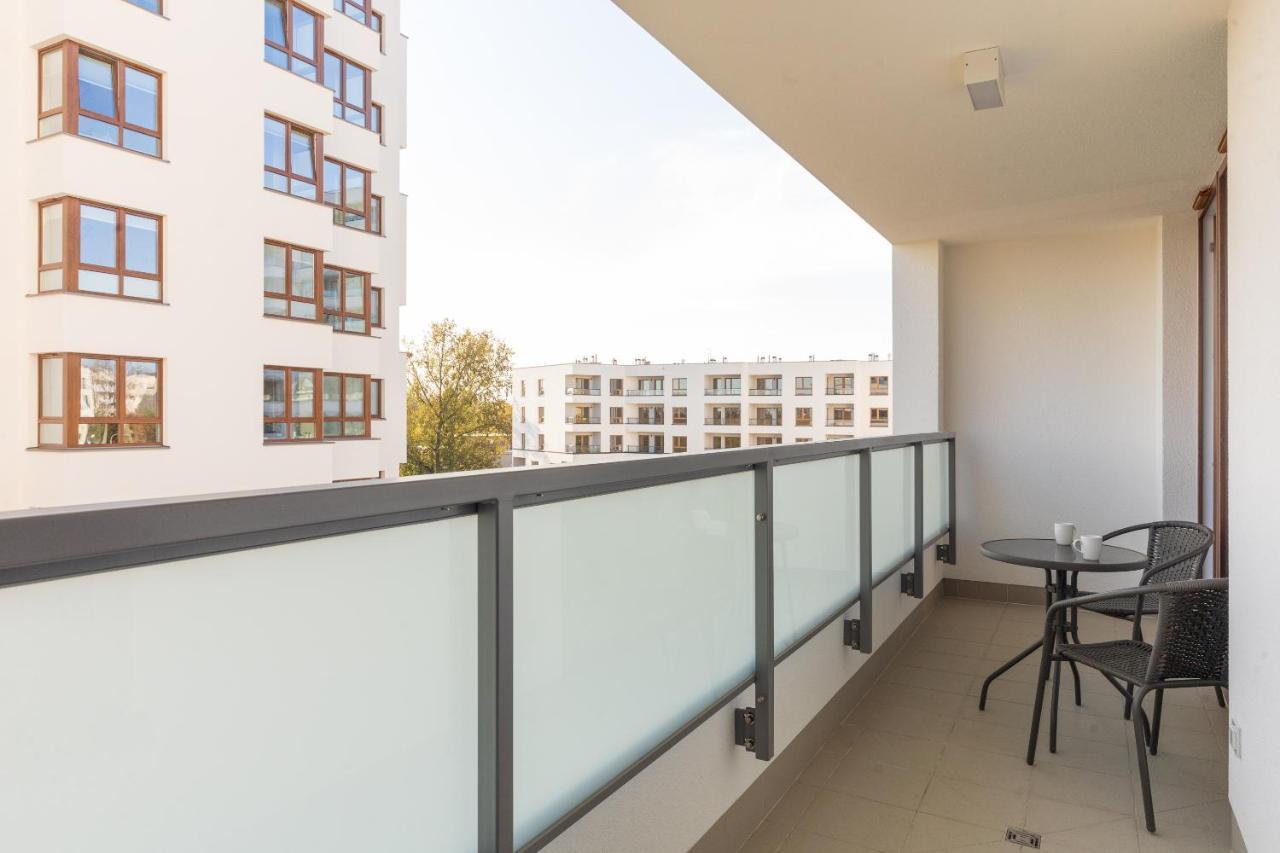 Metro Targowek Homely Apartment Варшава Екстериор снимка