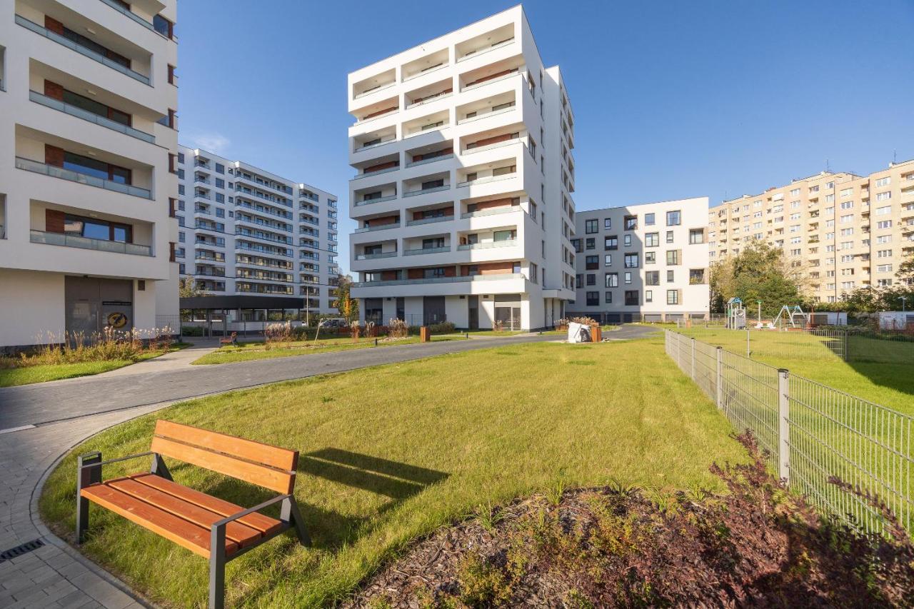 Metro Targowek Homely Apartment Варшава Екстериор снимка